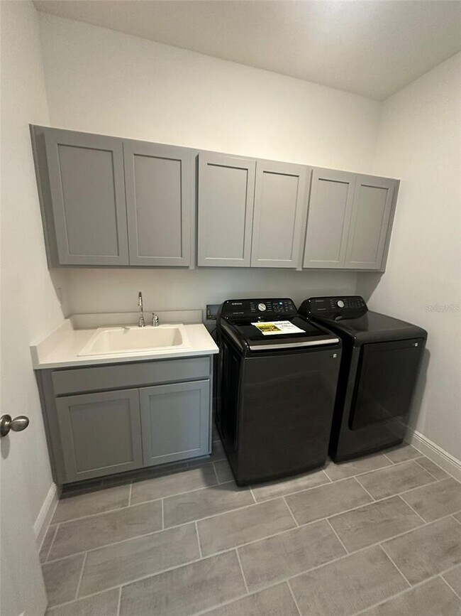 Building Photo - BRAND NEW HOUSE IN CLERMONT