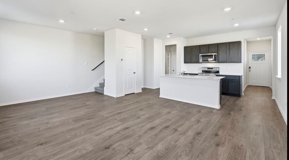 Building Photo - 7005 Cottonseed Dr