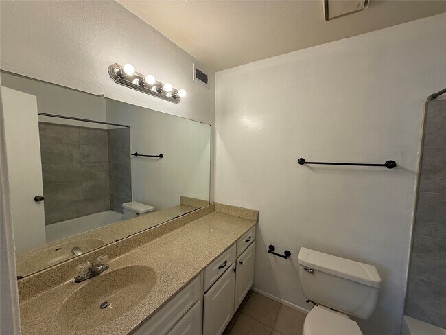 Building Photo - 8048 Sands Point Dr
