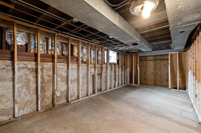 Building Photo - 11526 S Wallace St