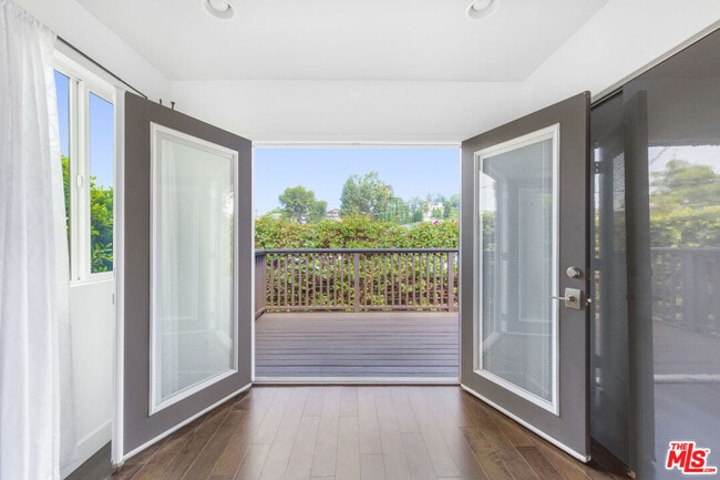 Building Photo - 1806 Ashmore Pl