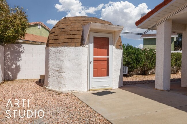 Building Photo - Beautiful 4-bedroom home!