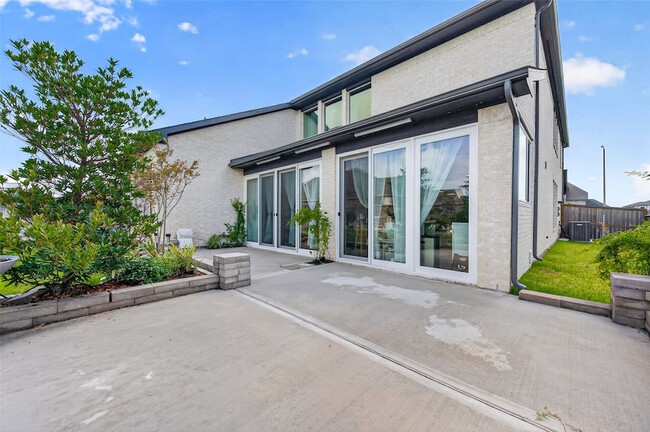 Building Photo - 3180 Stingray Cv Dr
