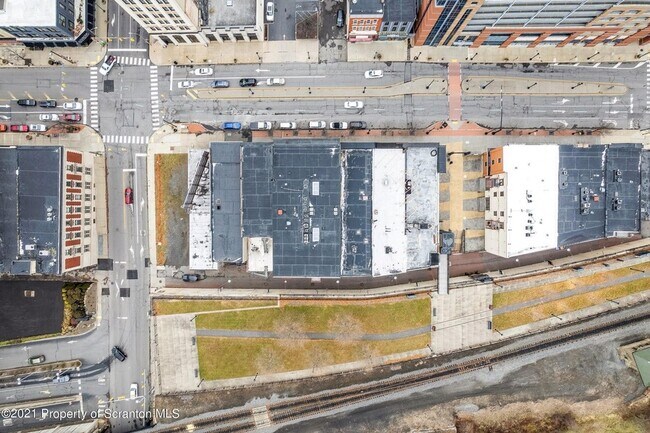 Building Photo - 509 Bogart Pl