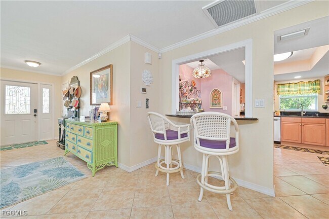 Building Photo - 572 105th Ave N