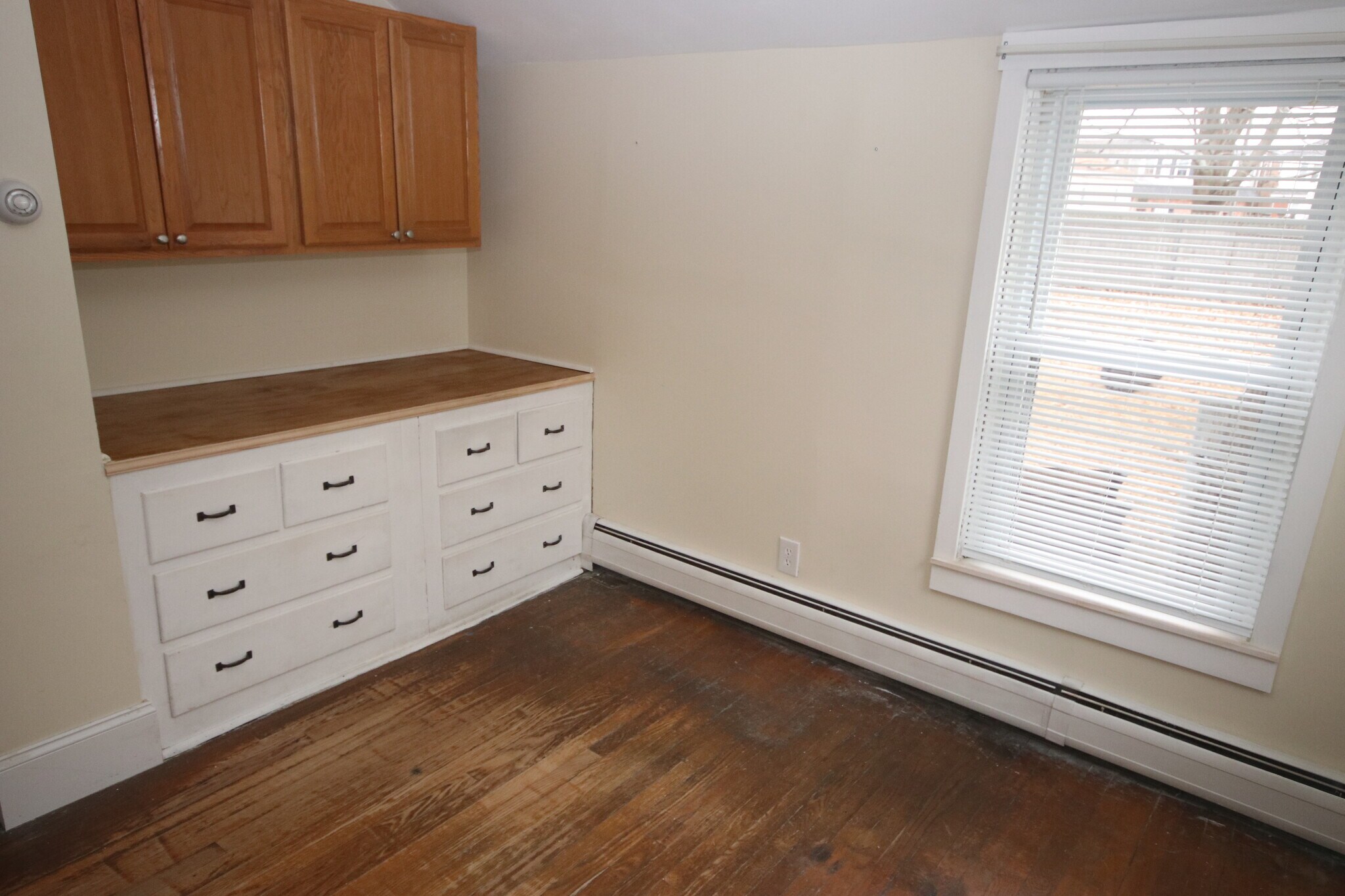 Bedroom 2 - 2 - 43 Congregational St