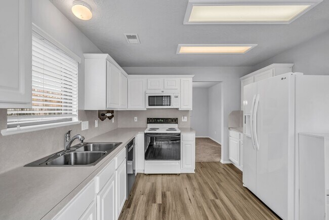 Building Photo - 5418 Timber Quail Dr