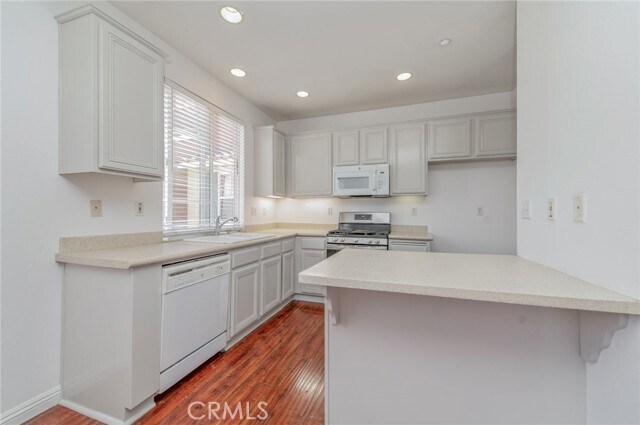 Building Photo - 216 Timberwood