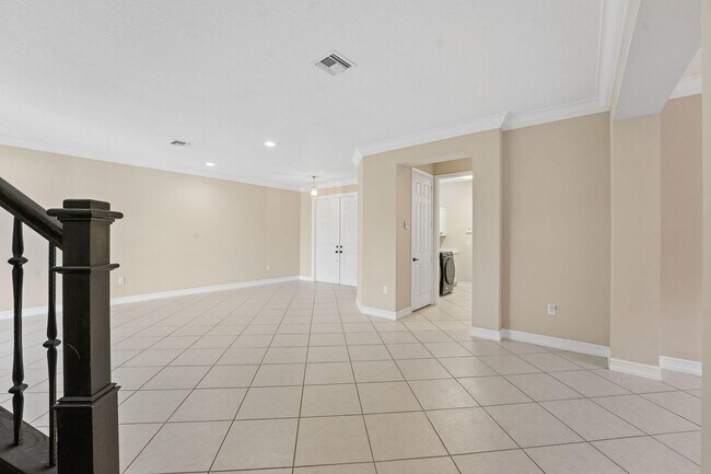 Building Photo - 8256 Savara Streams Ln