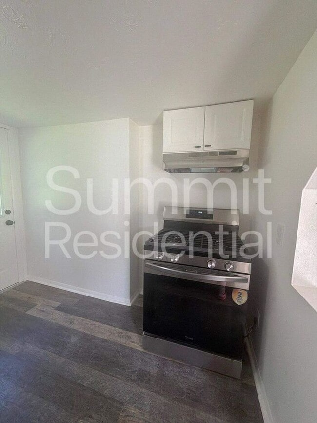 Building Photo - 2 bedroom 1 bathroom Home in Mansfield!!