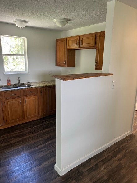 Building Photo - 1307 Olive St