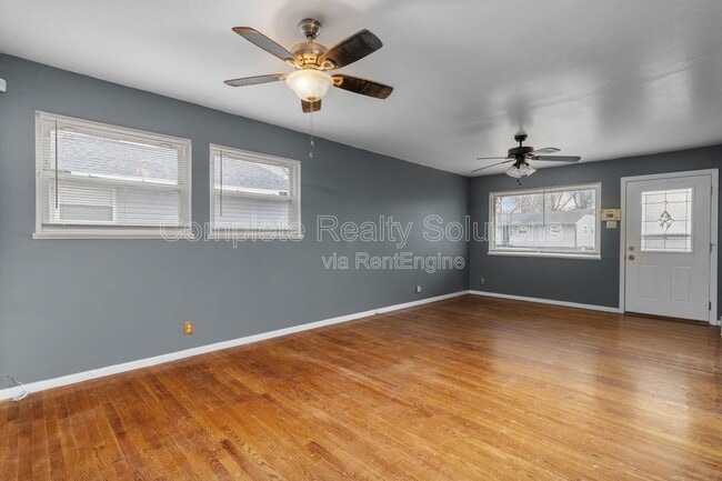 Building Photo - 135 Dundee Cir