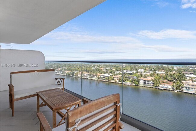 Building Photo - 19707 Turnberry Way