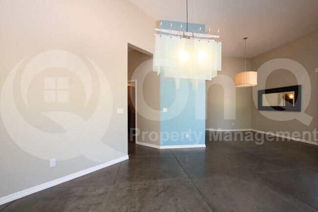 Building Photo - 5844 E Carefree Mountain Dr