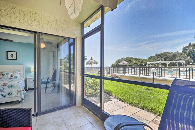 Building Photo - 6372 Palma Del Mar Blvd S