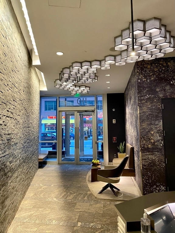 Building Photo - 110 Stuart St