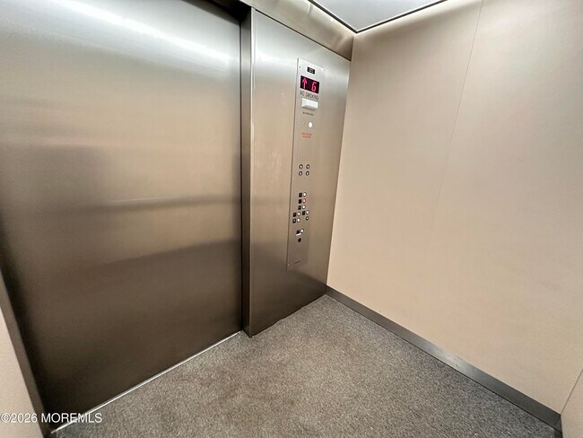 Building Photo - 112 Regency Ct