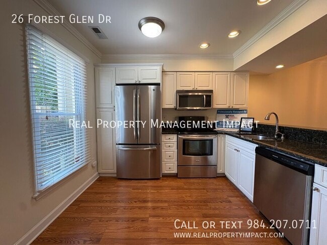 Building Photo - 26 Forest Glen Dr