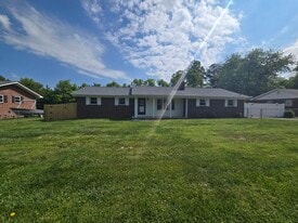 Building Photo - 2954 Milford Ave