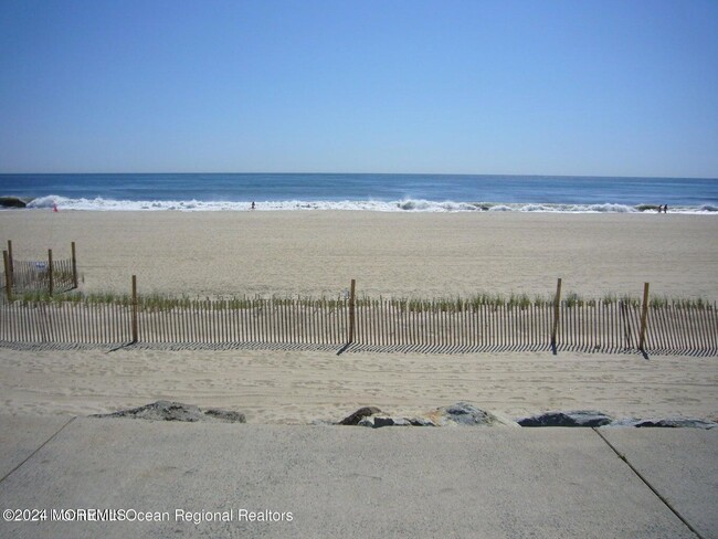 Building Photo - 1201 Ocean Ave