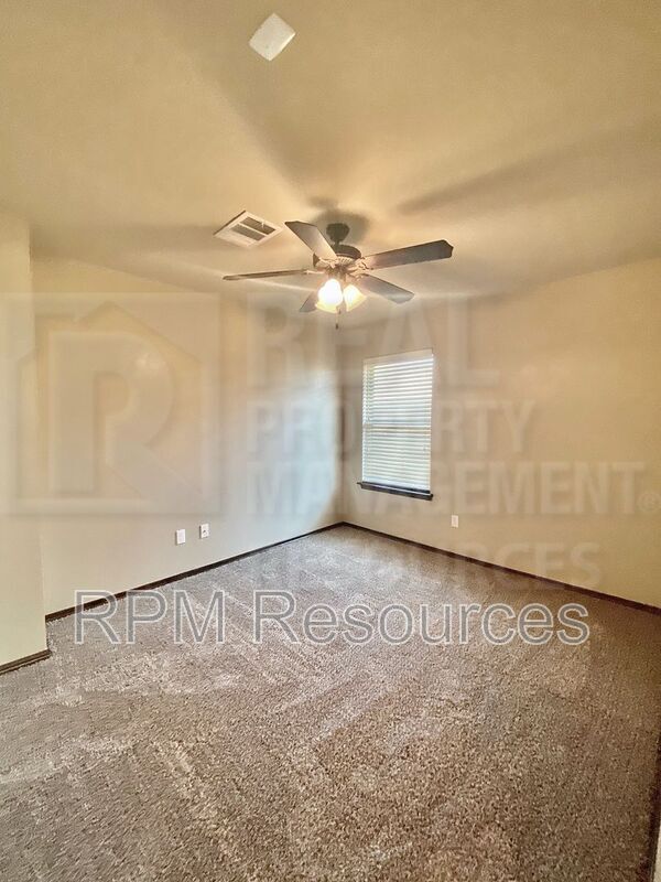 Building Photo - 9021 SW 55th St