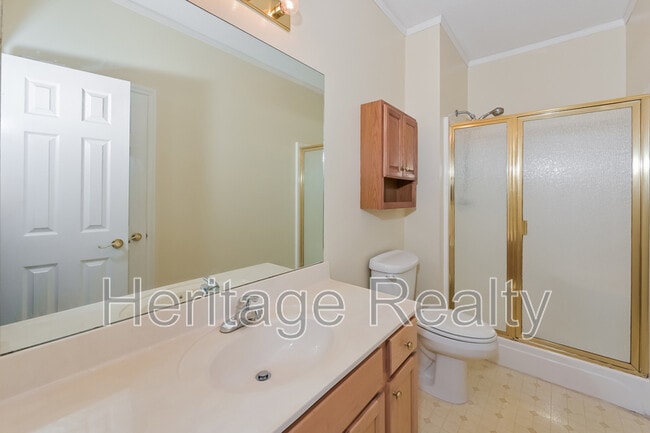 Building Photo - 2419 Glen Meadow Rd