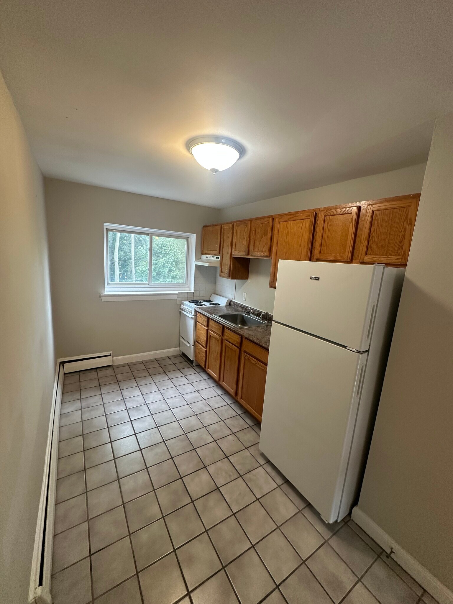 Building Photo - 63 Selkirk Rd