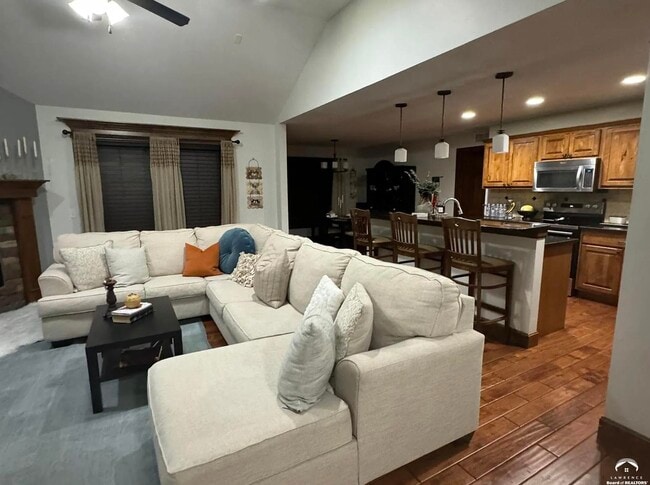 Building Photo - 1013 Diamondhead Dr