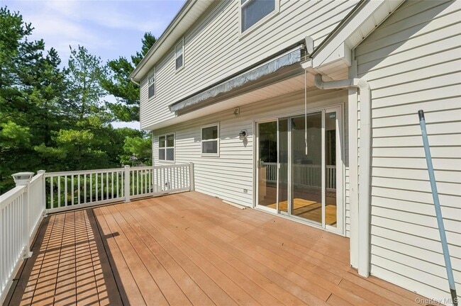 Building Photo - 35 Cunningham Dr