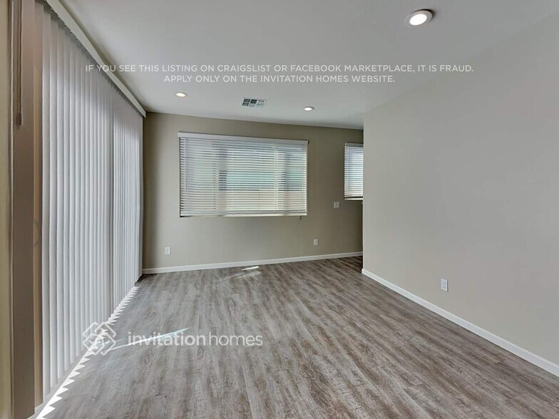 Building Photo - 5050 N 189th Dr