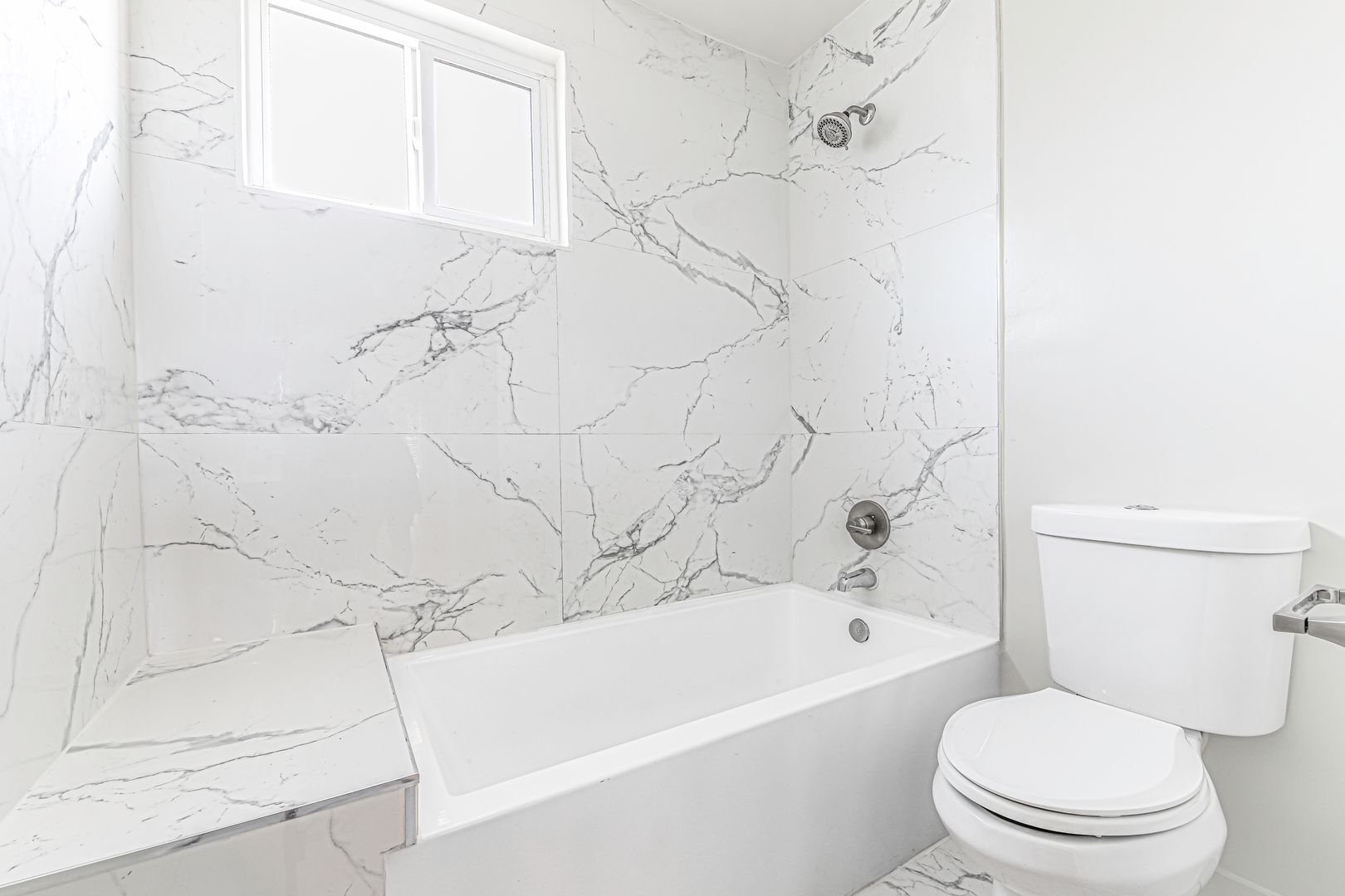 Building Photo - 5005 August St