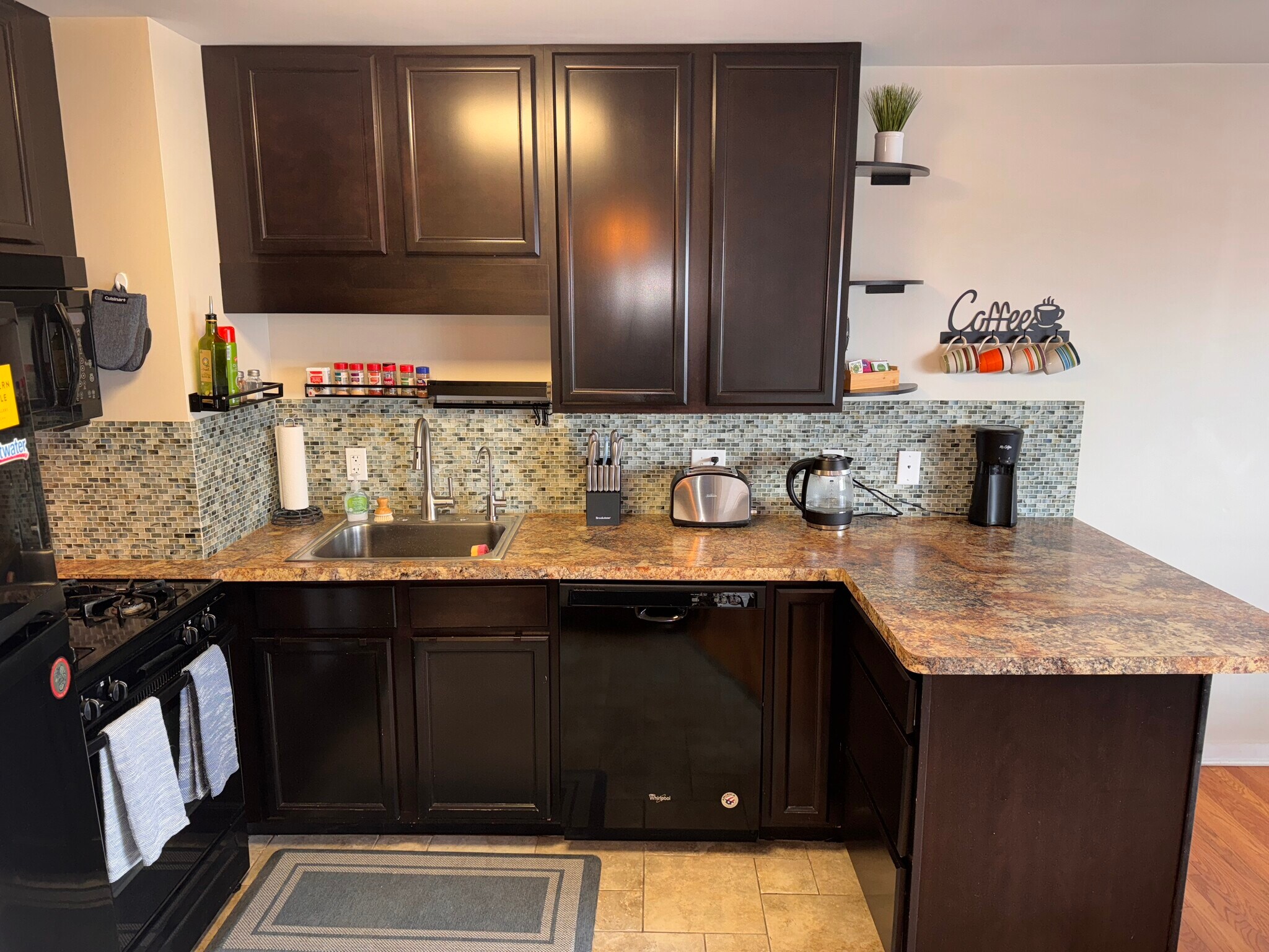 Building Photo - 47 Lafayette Ave NE