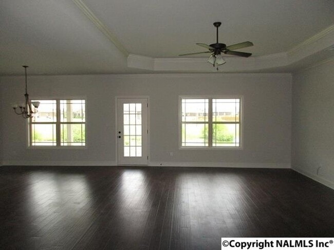 Building Photo - LIKE NEW!  FOUR BEDROOM BRICK HOME IN HAZE...