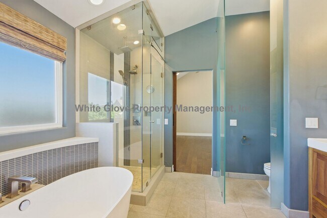 Building Photo - Resort-Style Orange Home with Pool, Spa, Panoramic Views & Disneyland Fireworks