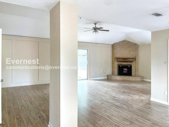 Building Photo - 15231 Cabots Landing Dr