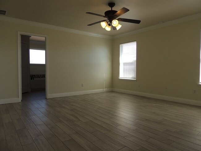 Building Photo - 9912 Agave Ave