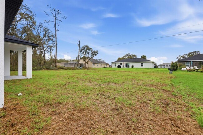 Building Photo - 13975 SW 27 Ct Rd