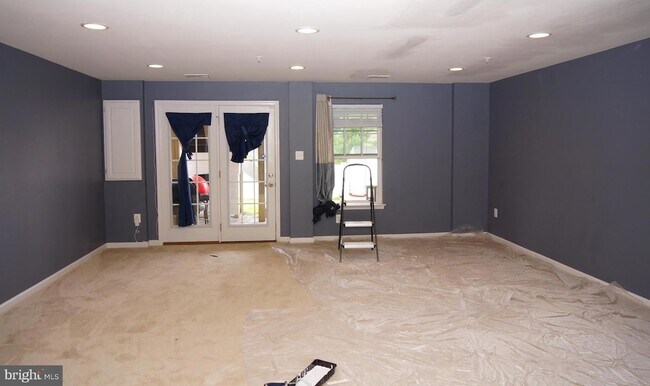 Building Photo - 4550 Tinder Box Circle Unit