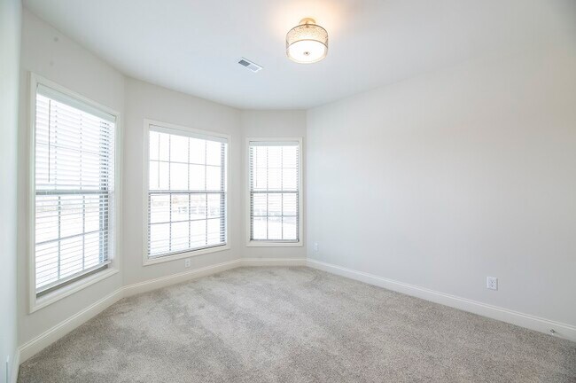 Building Photo - 12512 Shiloh Vly Ln