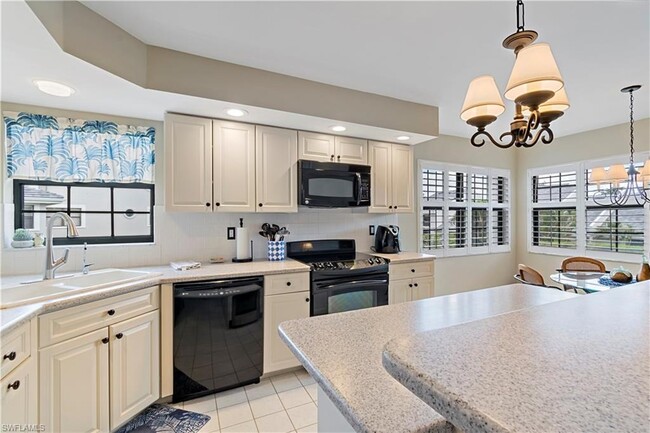 Building Photo - 16181 Fairway Woods Dr