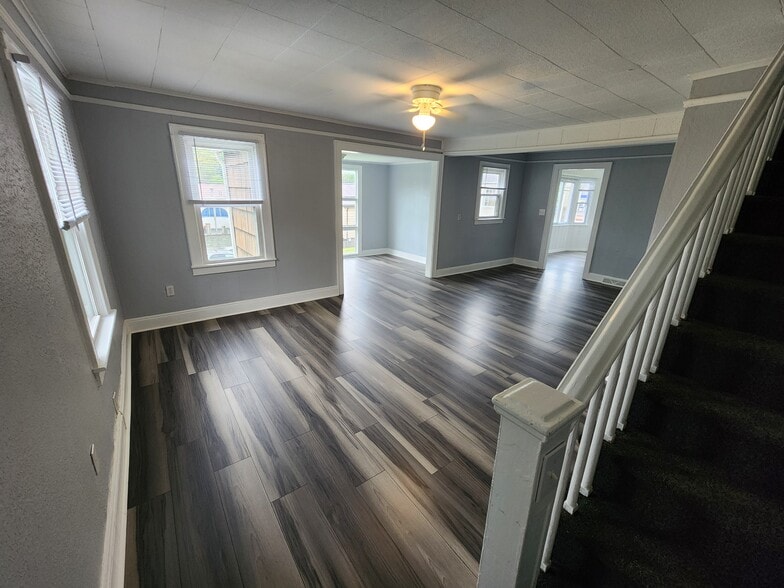Building Photo - 117 Colton Loop