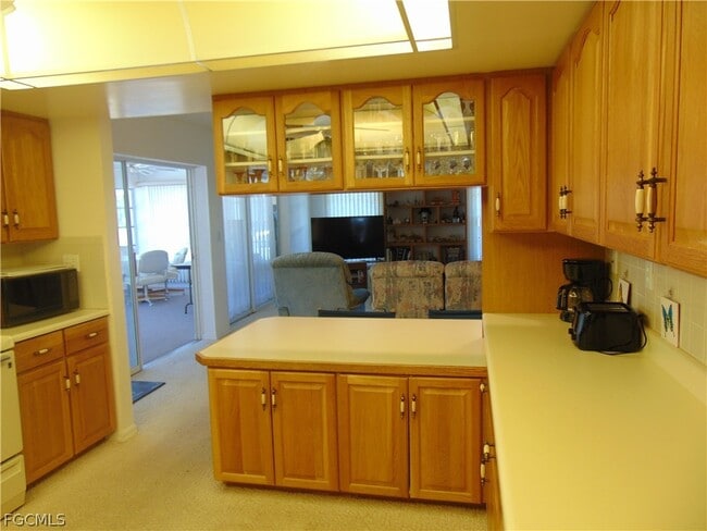 Building Photo - 1092 Riverbend Dr