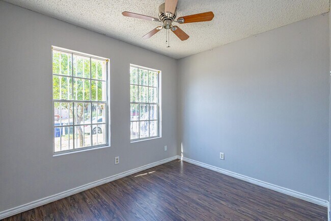 Building Photo - 509 Hopi Dr