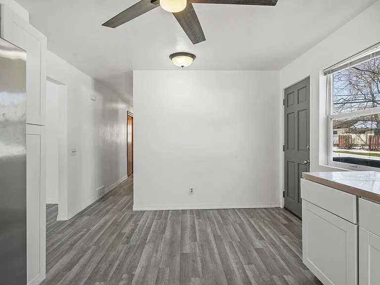 Building Photo - 5604 Bjelde Ln