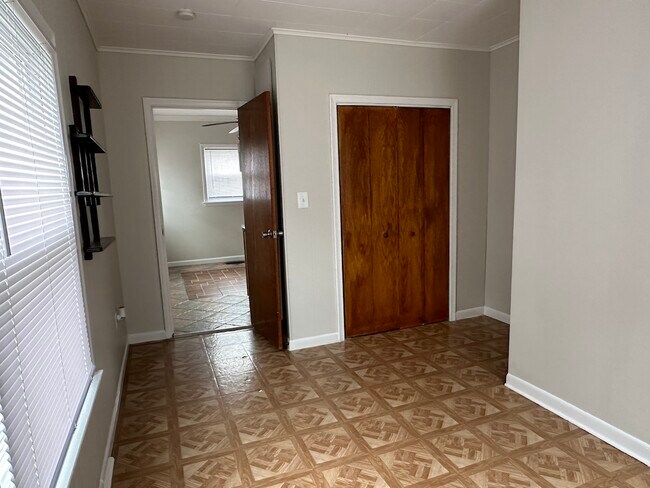 Building Photo - 26621 Belleair St