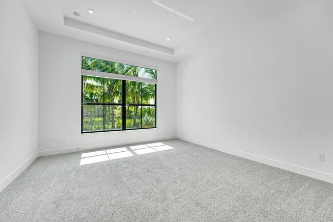 Building Photo - 13908 Vivant Dr