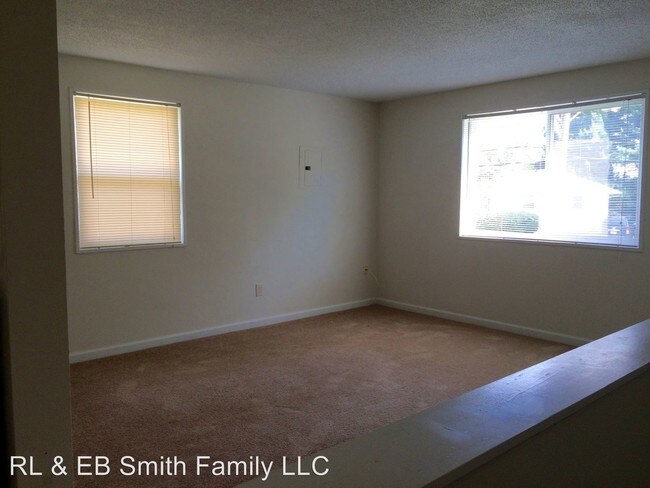 Building Photo - 205 Dawson Ave