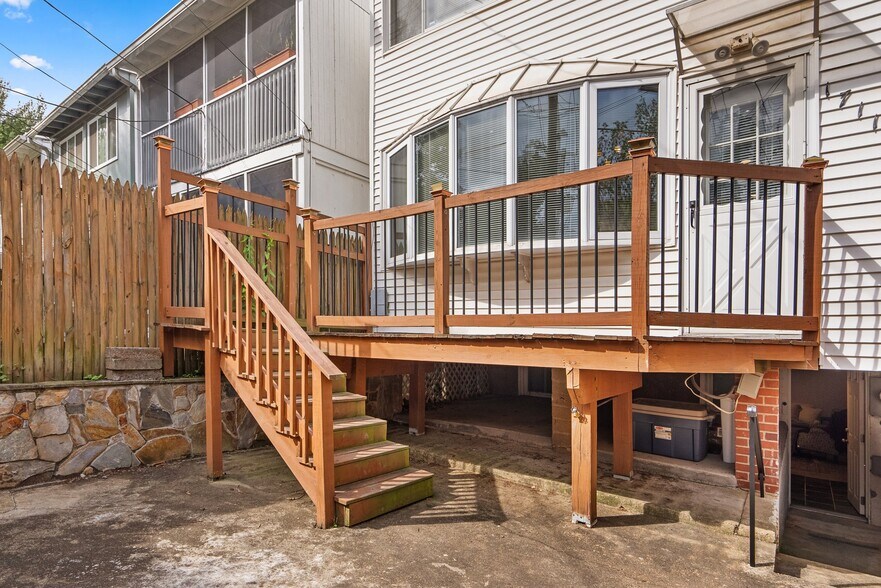 Building Photo - 1711 37th St NW