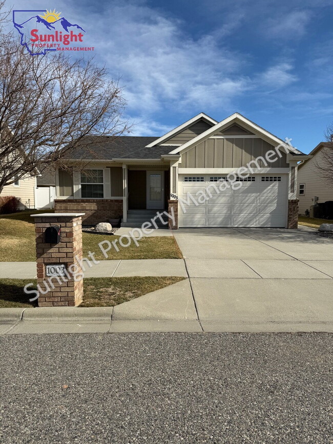 Building Photo - 3-Bed 3-Bath Gem with 2,440 Sq Ft of Comfort in Laurel, MT!