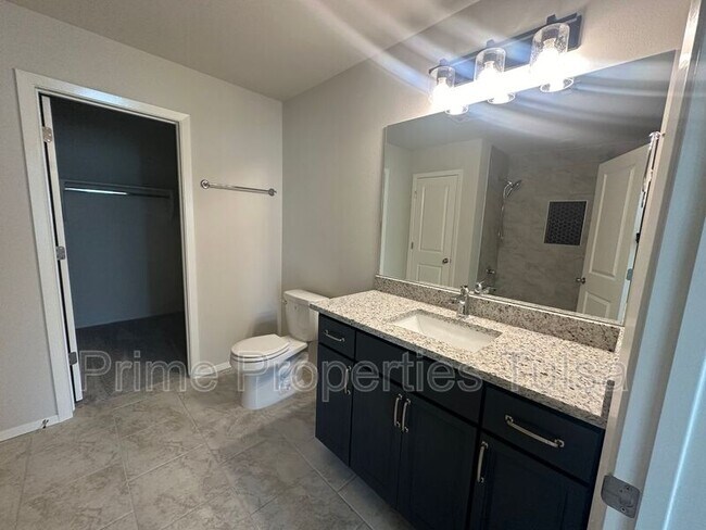 Building Photo - 13143 S 72nd E Ave